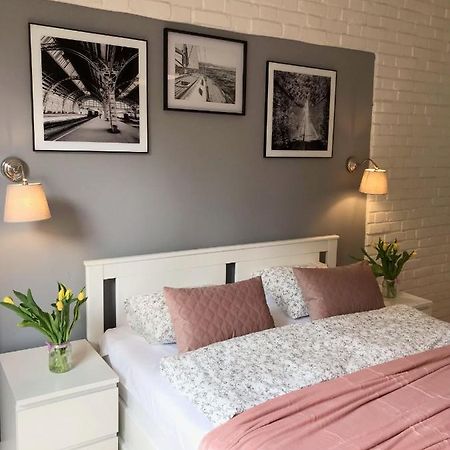 Klimatyczny Apartament Pod Ratuszem -Ul. Slaska 2 琴斯托霍瓦 外观 照片