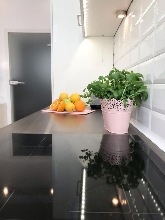 Klimatyczny Apartament Pod Ratuszem -Ul. Slaska 2 琴斯托霍瓦 外观 照片