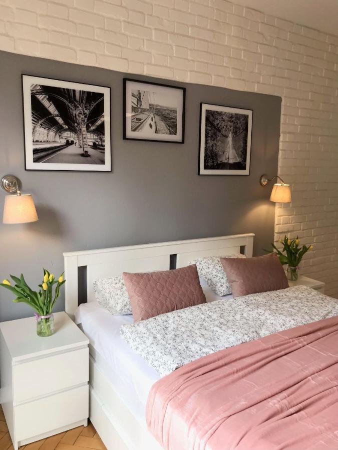 Klimatyczny Apartament Pod Ratuszem -Ul. Slaska 2 琴斯托霍瓦 外观 照片